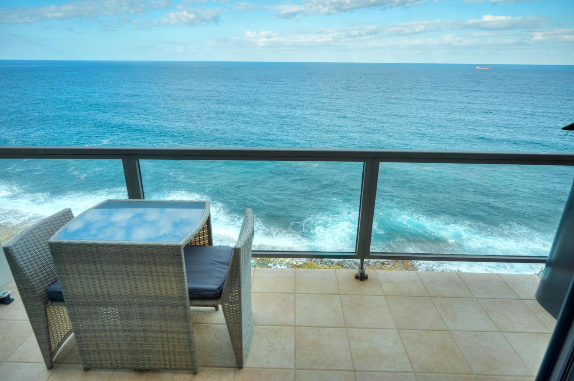 Modern, Large 3Bedroom, Spectacular Views Goslm-9 スリーマ エクステリア 写真